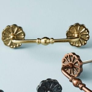 Anthropologie Adalyn handle (large)